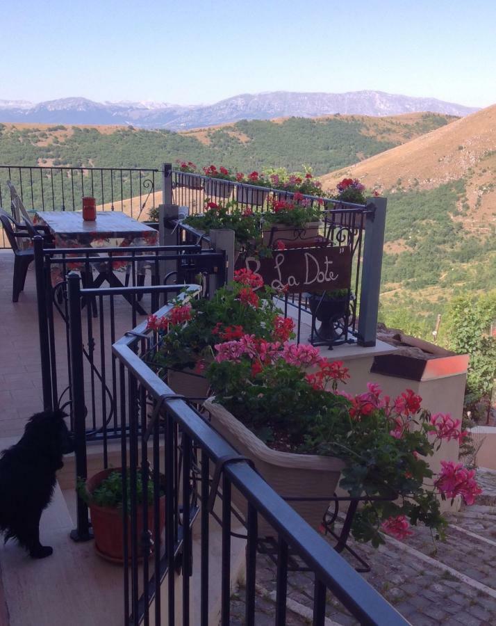 La Dote Bed and Breakfast Santo Stefano Di Sessanio Buitenkant foto
