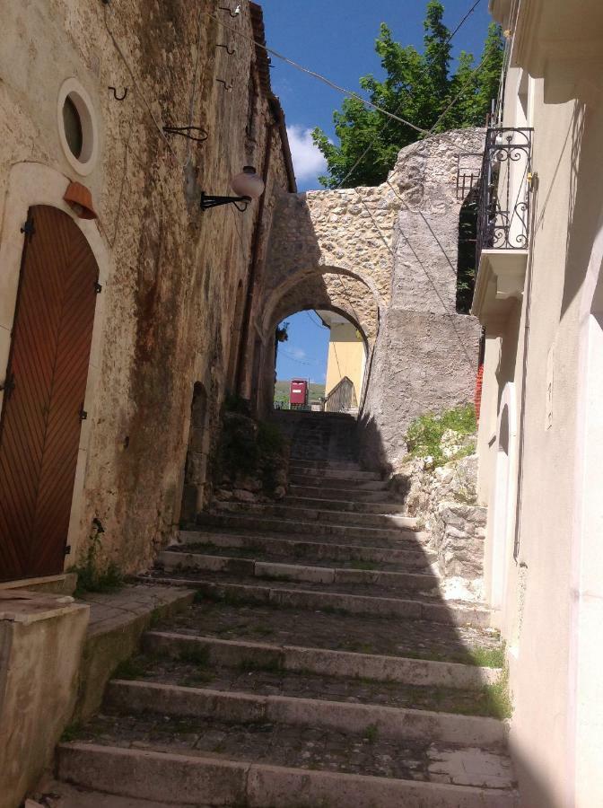 La Dote Bed and Breakfast Santo Stefano Di Sessanio Buitenkant foto